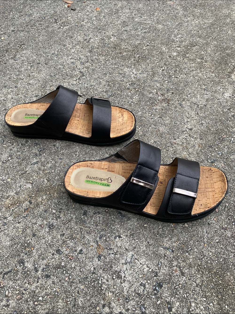 Baretraps Women's Memory Foam Cherilyn Black Slide Sandals Size 8 Medium
